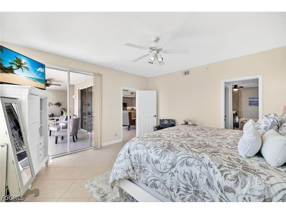 201 Vintage Bay Drive #B10 Marco Island FL 34145 2026018492 image22