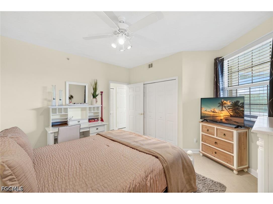 201 Vintage Bay Drive #B10 Marco Island FL 34145 2026018492 image24