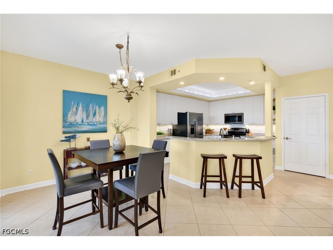 201 Vintage Bay Drive #B10 Marco Island FL 34145 2026018492 image4