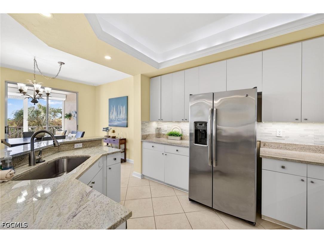 201 Vintage Bay Drive #B10 Marco Island FL 34145 2026018492 image5
