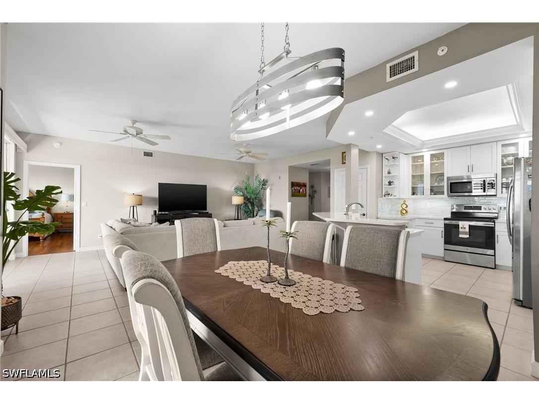 201 Vintage Bay Drive #B15 Marco Island FL 34145 226016115 image13