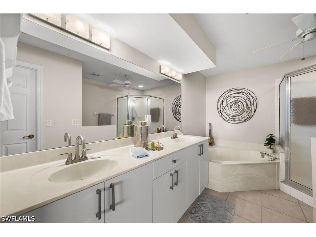 201 Vintage Bay Drive #B15 Marco Island FL 34145 226016115 image26