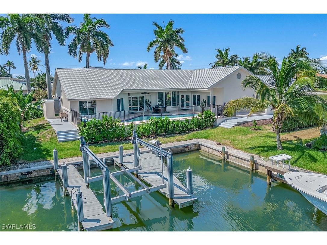 201 Windbrook Court Marco Island FL 34145 224042778 image1