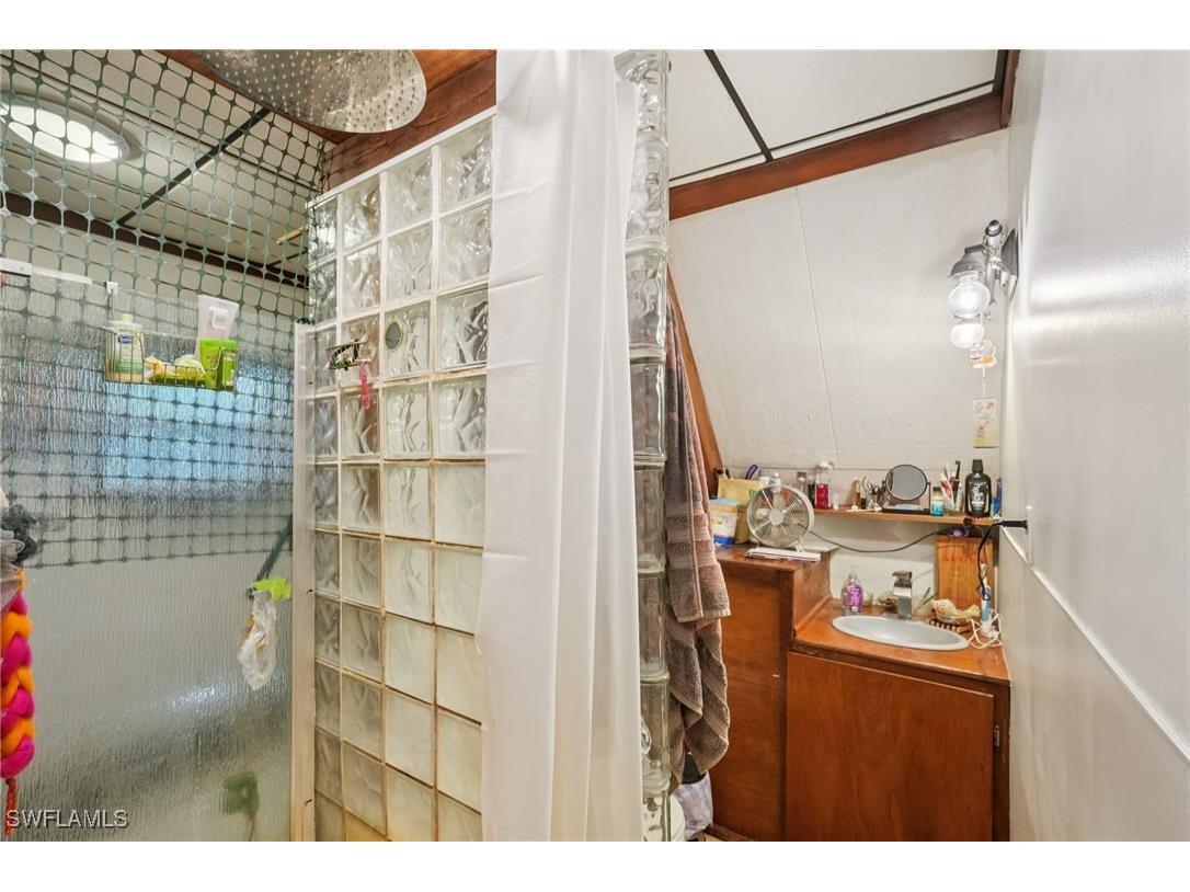 2010 Jung Boulevard E Naples FL 34120 225076989 image12