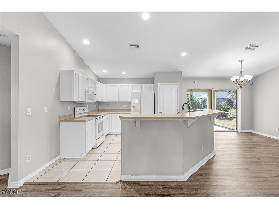 2010 Kismet Parkway W Cape Coral FL 33993 2025025780 image23
