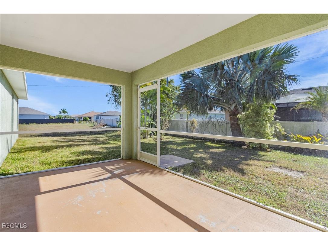 2010 Kismet Parkway W Cape Coral FL 33993 2025025780 image46