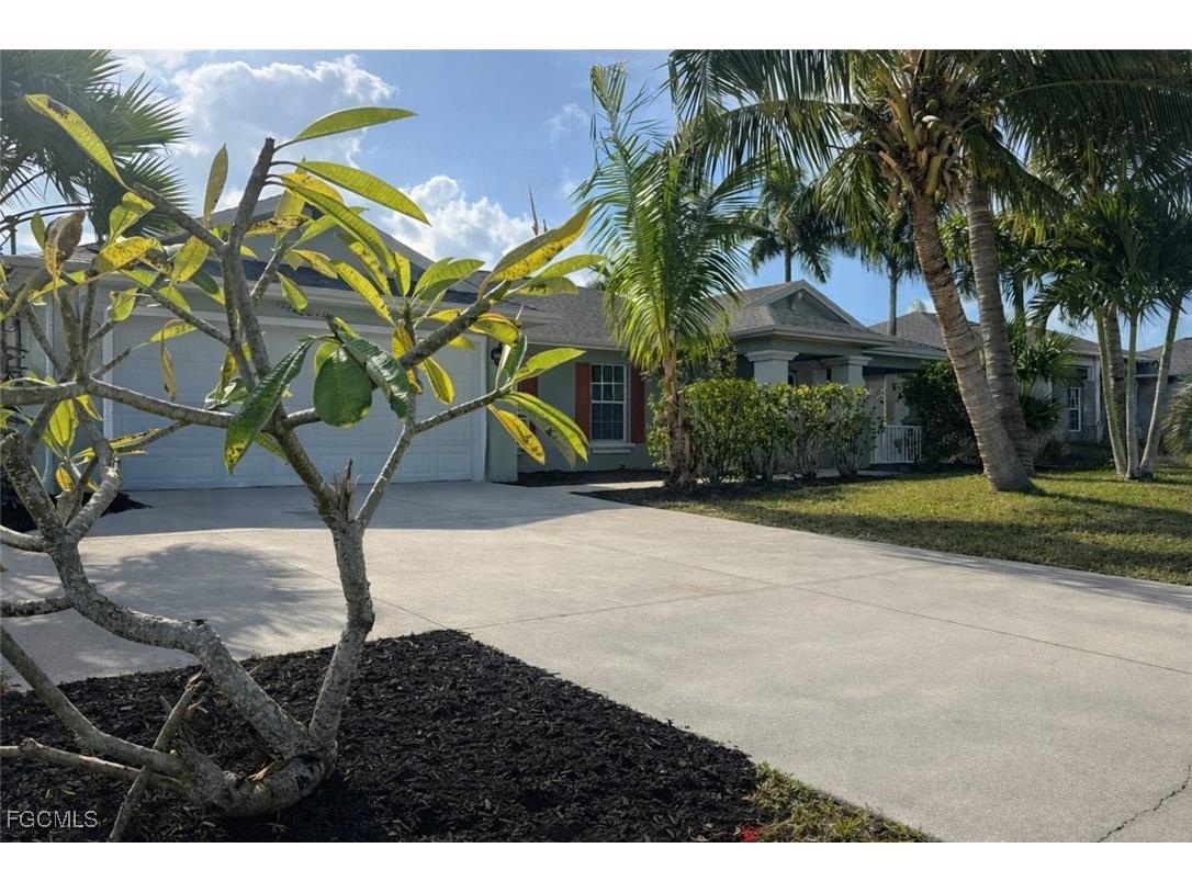 2010 Kismet Parkway W Cape Coral FL 33993 2025025780 image5
