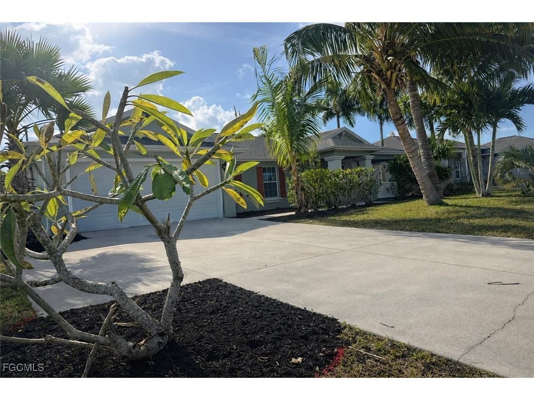 2010 Kismet Parkway W Cape Coral FL 33993 2025025780 image7