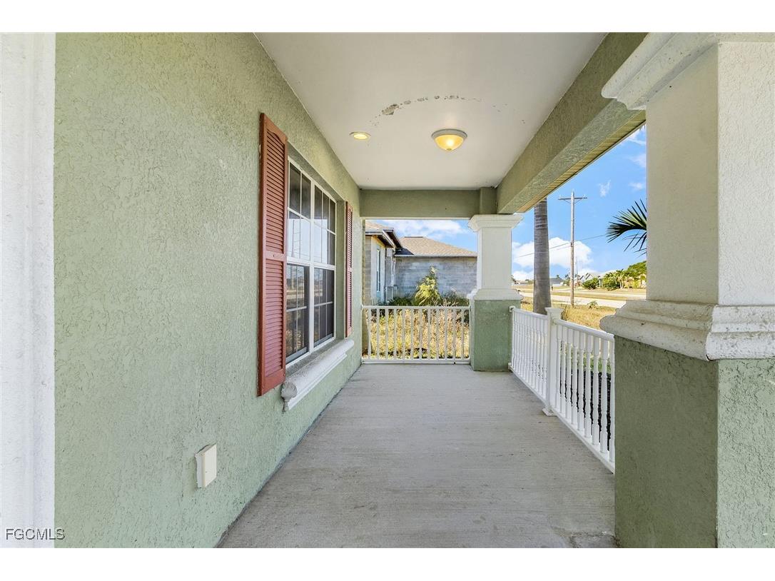 2010 Kismet Parkway W Cape Coral FL 33993 2025025780 image8