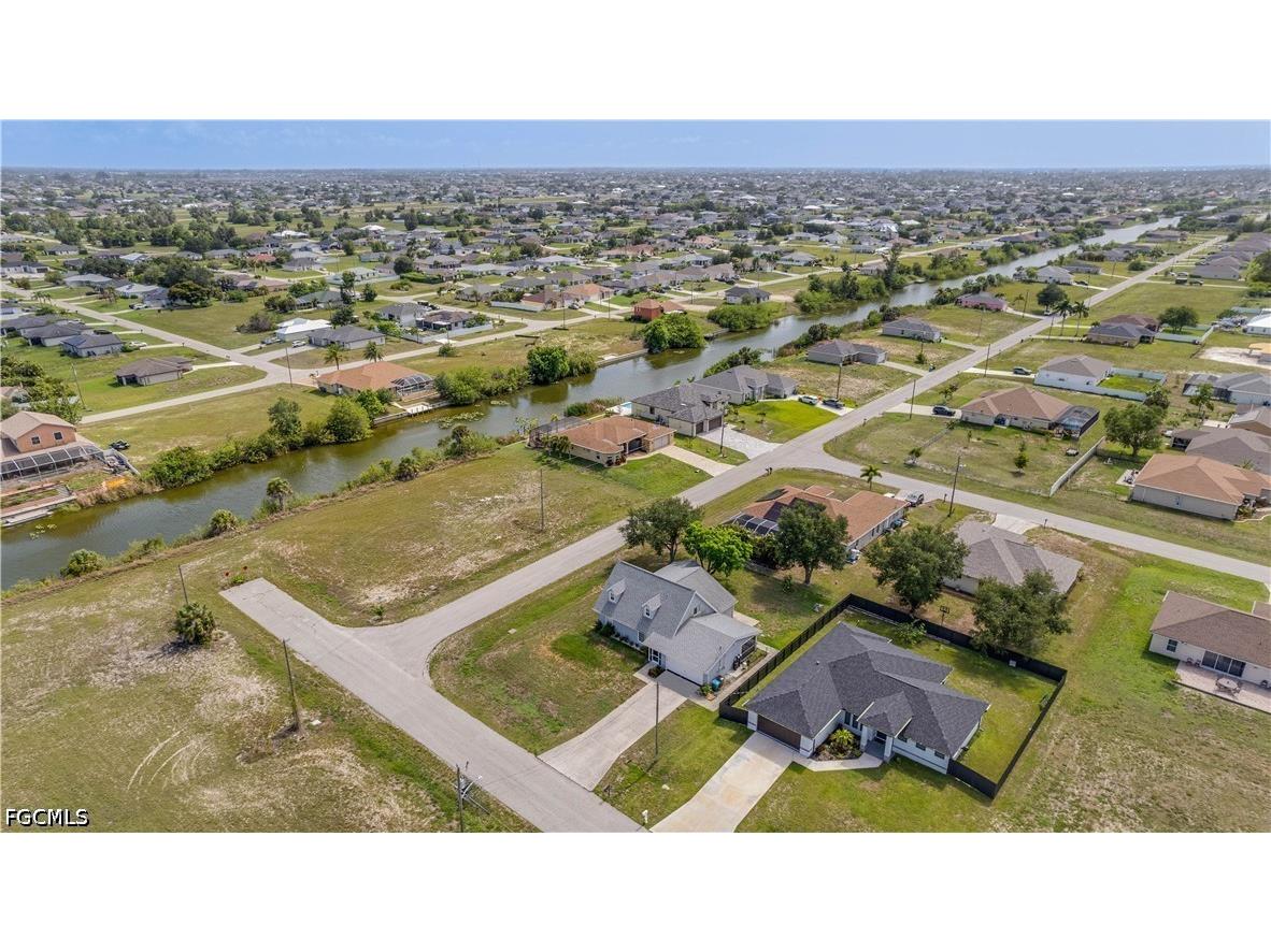 2010 NW 2nd Place Cape Coral FL 33993 2026024556 image31