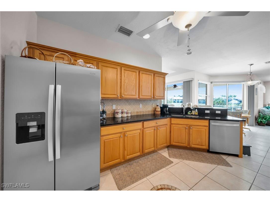 2010 SE 13th Terrace Cape Coral FL 33990 225047775 image11