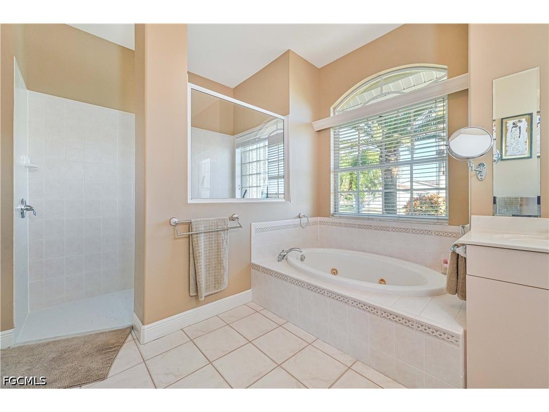 2010 SE 18th Avenue Cape Coral FL 33990 2026019608 image33
