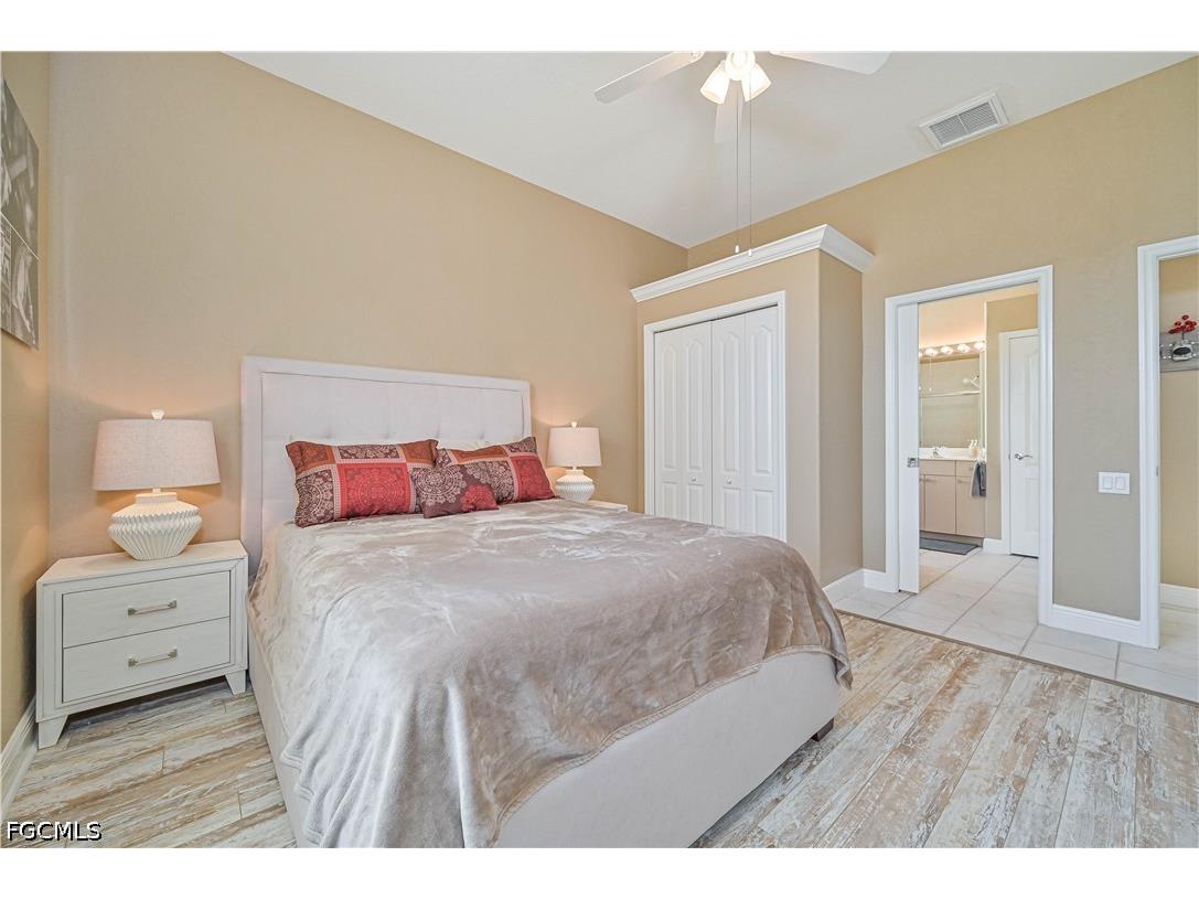 2010 SE 18th Avenue Cape Coral FL 33990 2026019608 image36