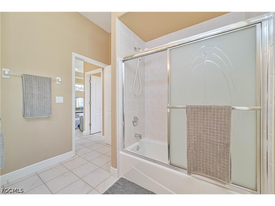 2010 SE 18th Avenue Cape Coral FL 33990 2026019608 image38