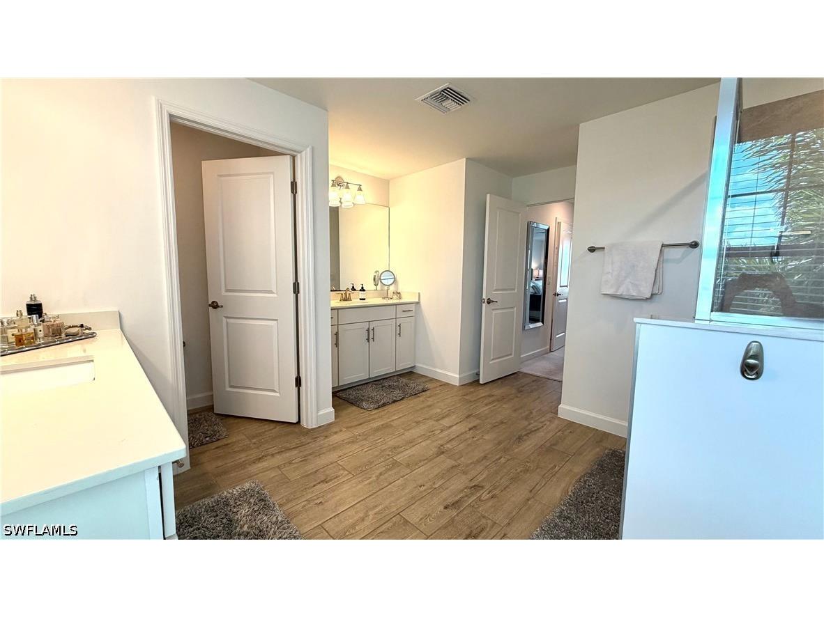 20100 Napa Loop Estero FL 33928 226022004 image15