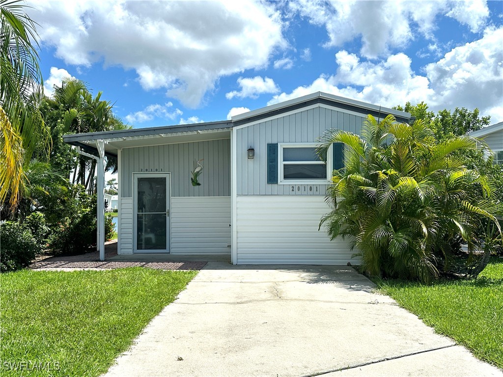 20101 Cobblestone Court Estero FL 33928 224077415 image1