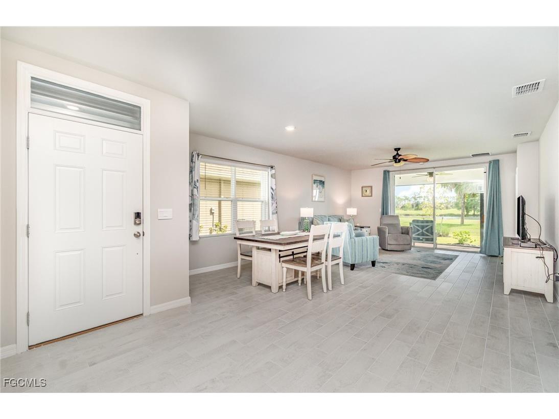 20102 Camino Torcido Loop North Fort Myers FL 33917 2025013693 image1