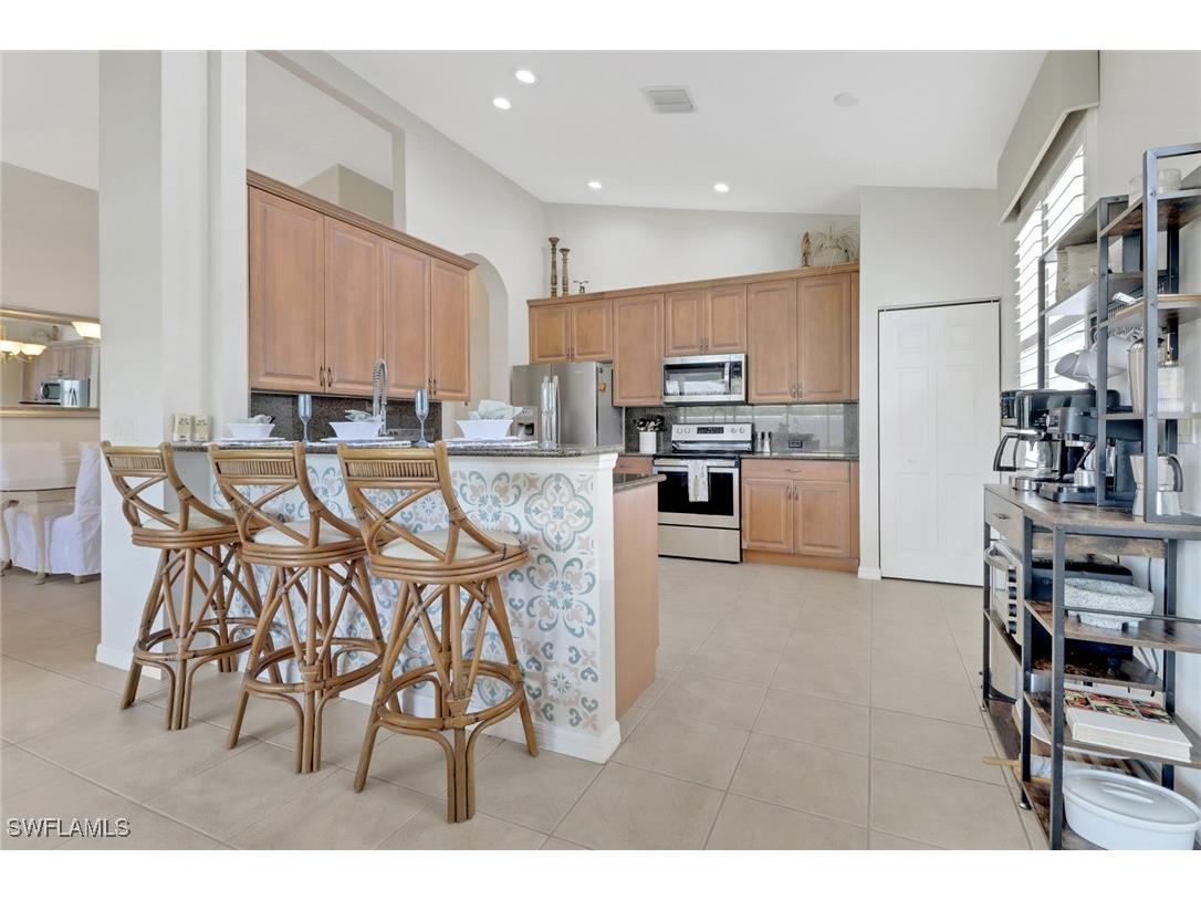 20107 Castlemaine Avenue Estero FL 33928 225065844 image1