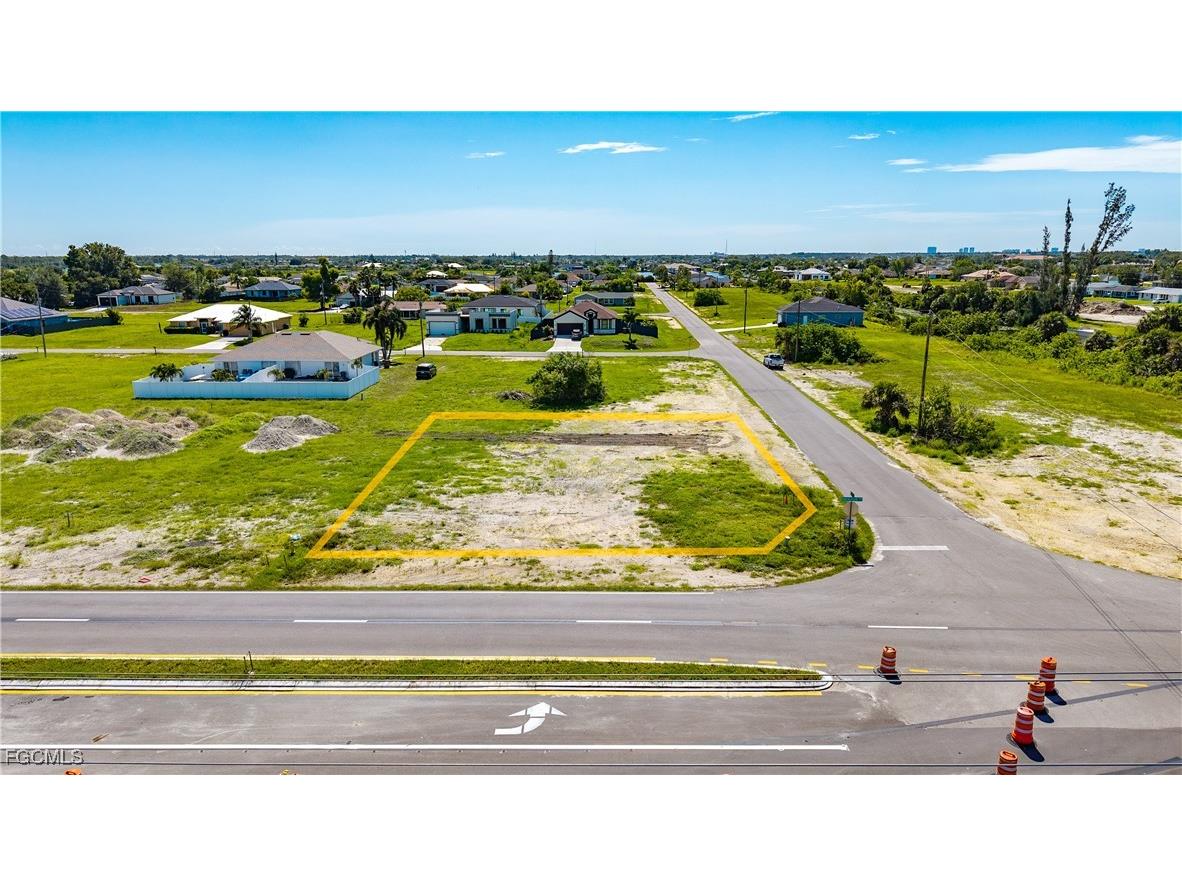 2011 Andalusia Boulevard Cape Coral FL 33909 2025006321 image10