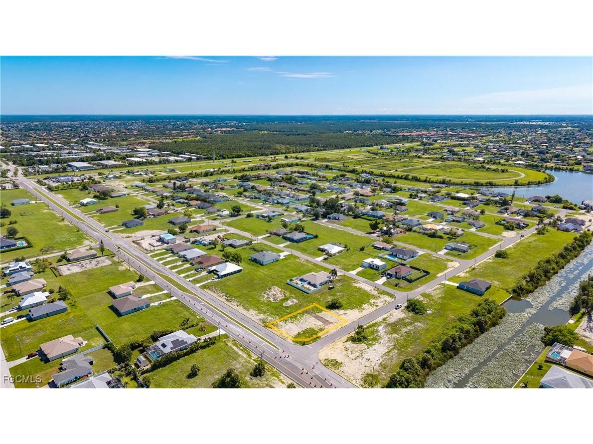 2011 Andalusia Boulevard Cape Coral FL 33909 2025006321 image6