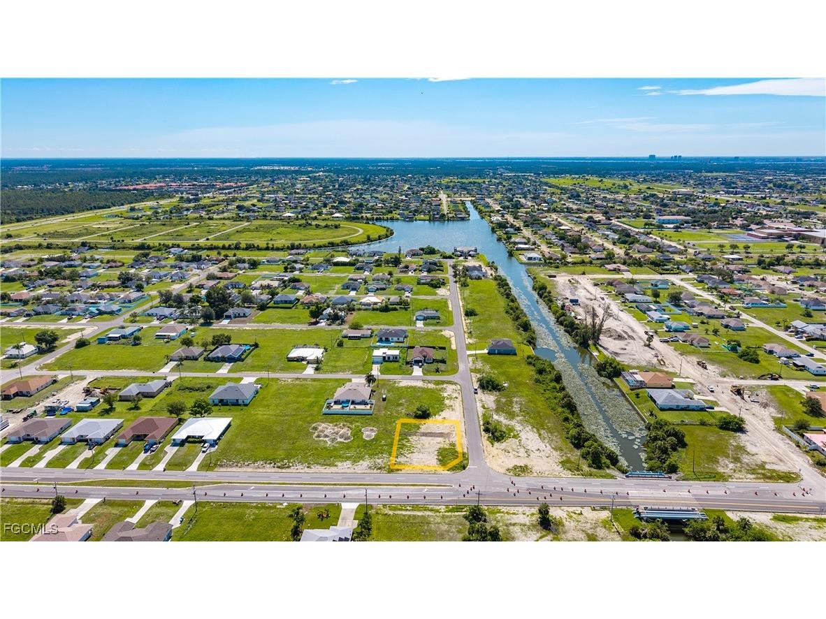 2011 Andalusia Boulevard Cape Coral FL 33909 2025006321 image7