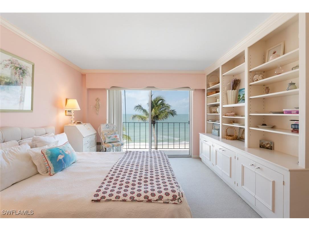 2011 Gulf Shore Boulevard N #45 Naples FL 34102 225060081 image9