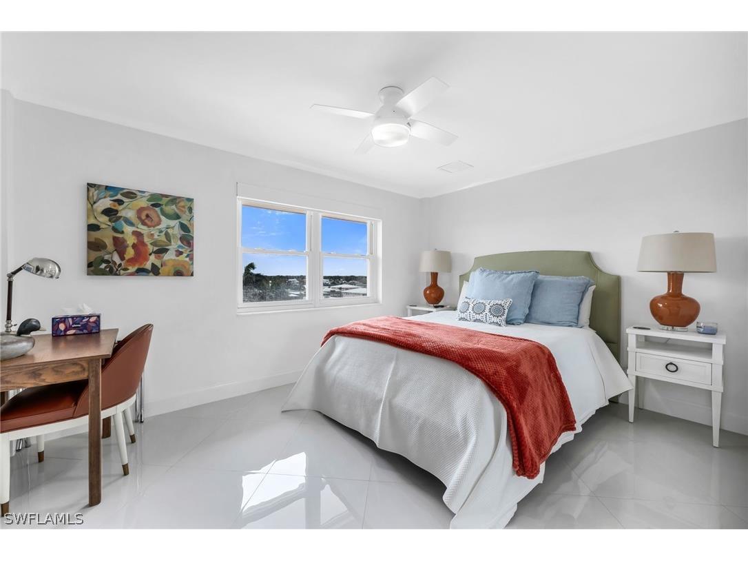 2011 Gulf Shore Boulevard N #6465/66 Naples FL 34102 226010040 image19