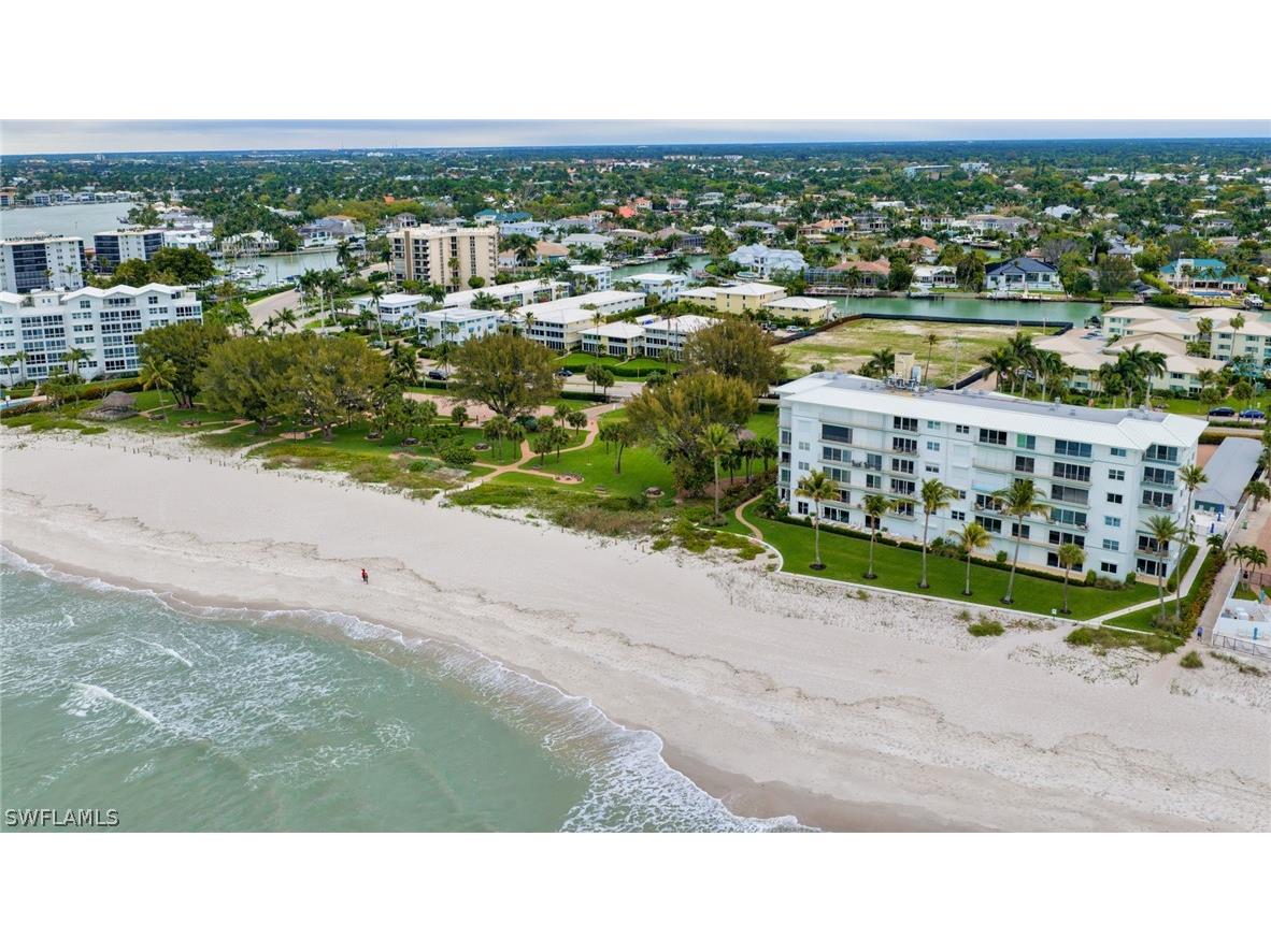 2011 Gulf Shore Boulevard N #6465/66 Naples FL 34102 226010040 image4
