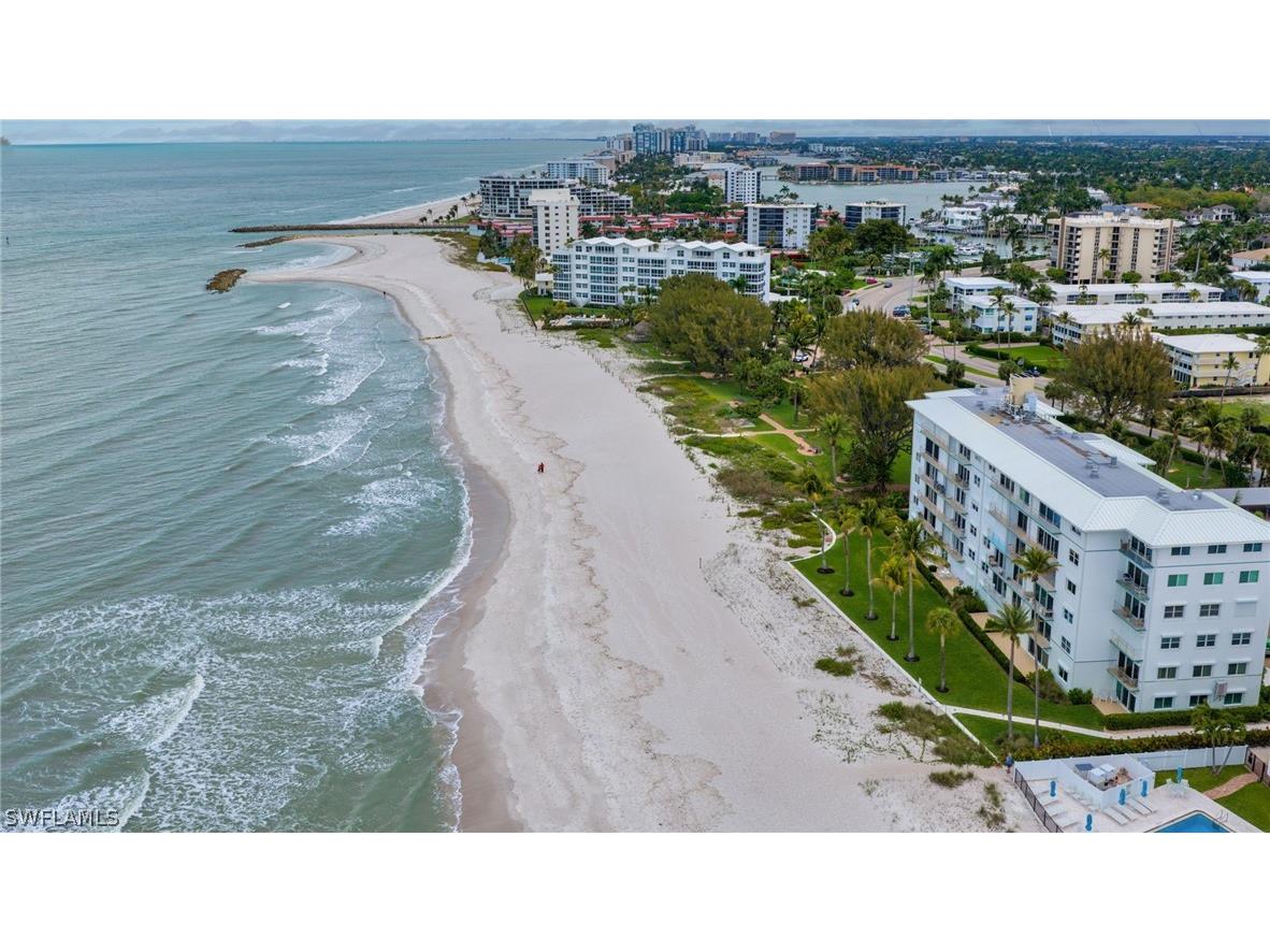 2011 Gulf Shore Boulevard N #6465/66 Naples FL 34102 226010040 image5
