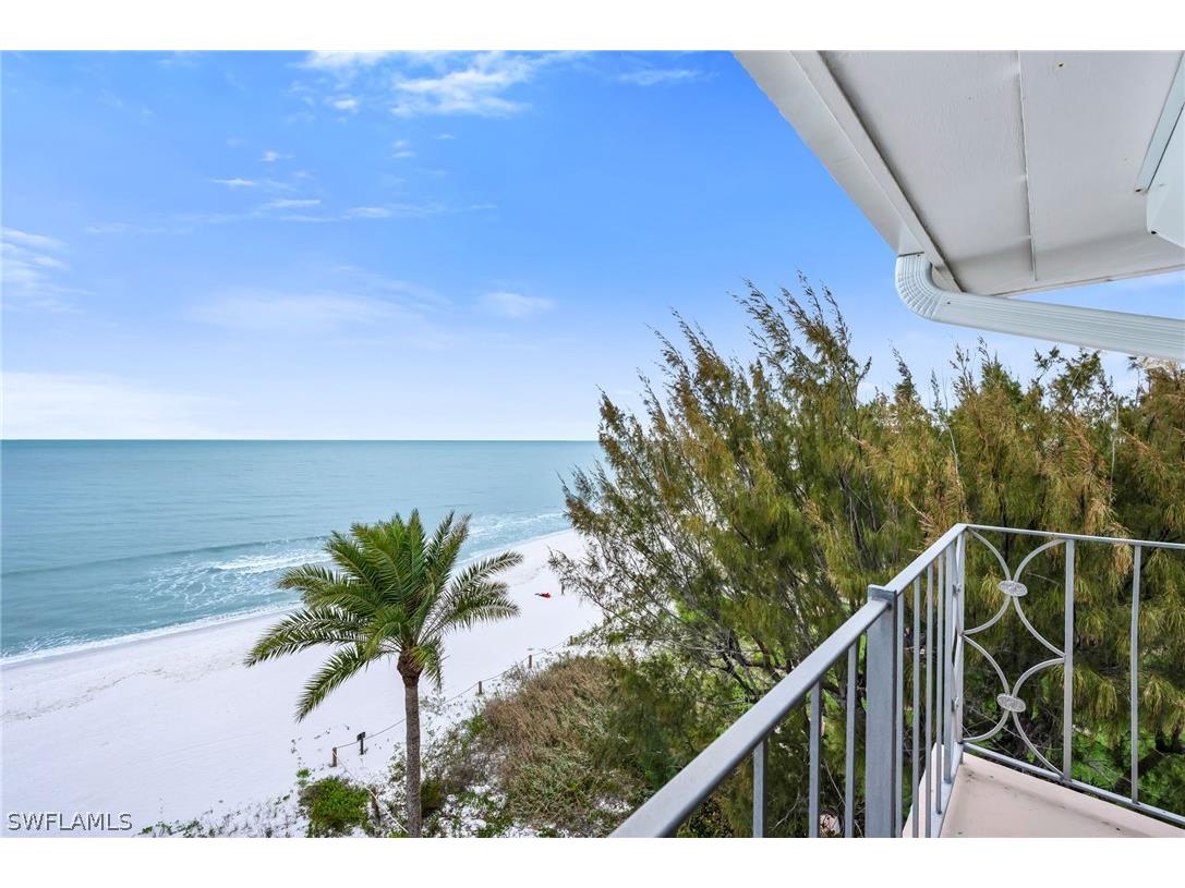 2011 Gulf Shore Boulevard N #6465/66 Naples FL 34102 226010040 image9