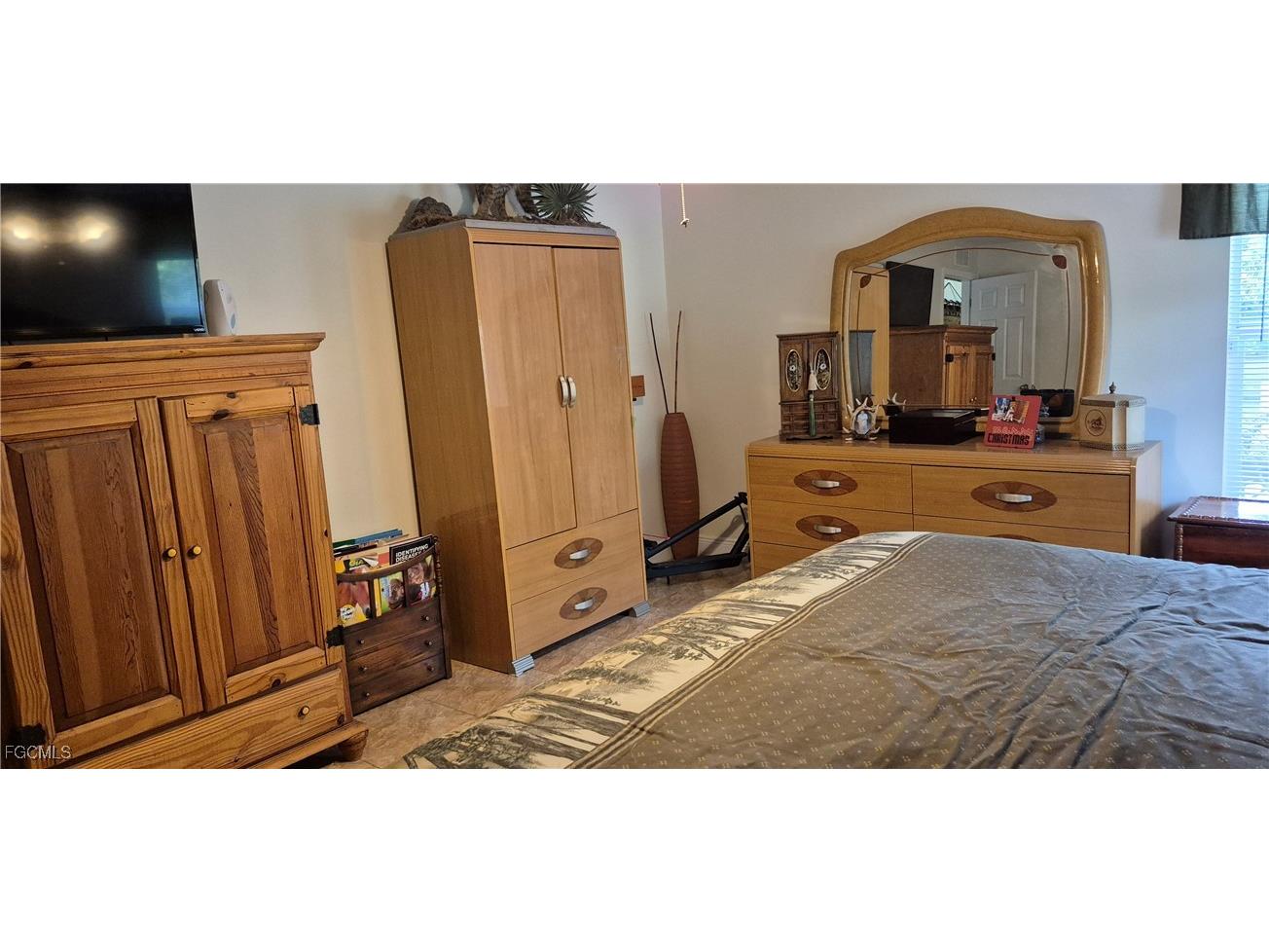 2011 Leroy Avenue Alva FL 33920 2025005126 image16