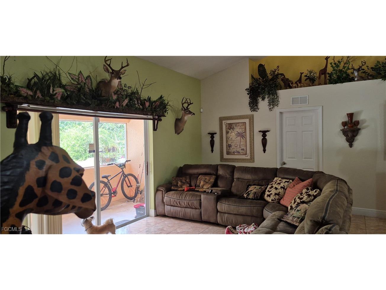 2011 Leroy Avenue Alva FL 33920 2025005126 image4