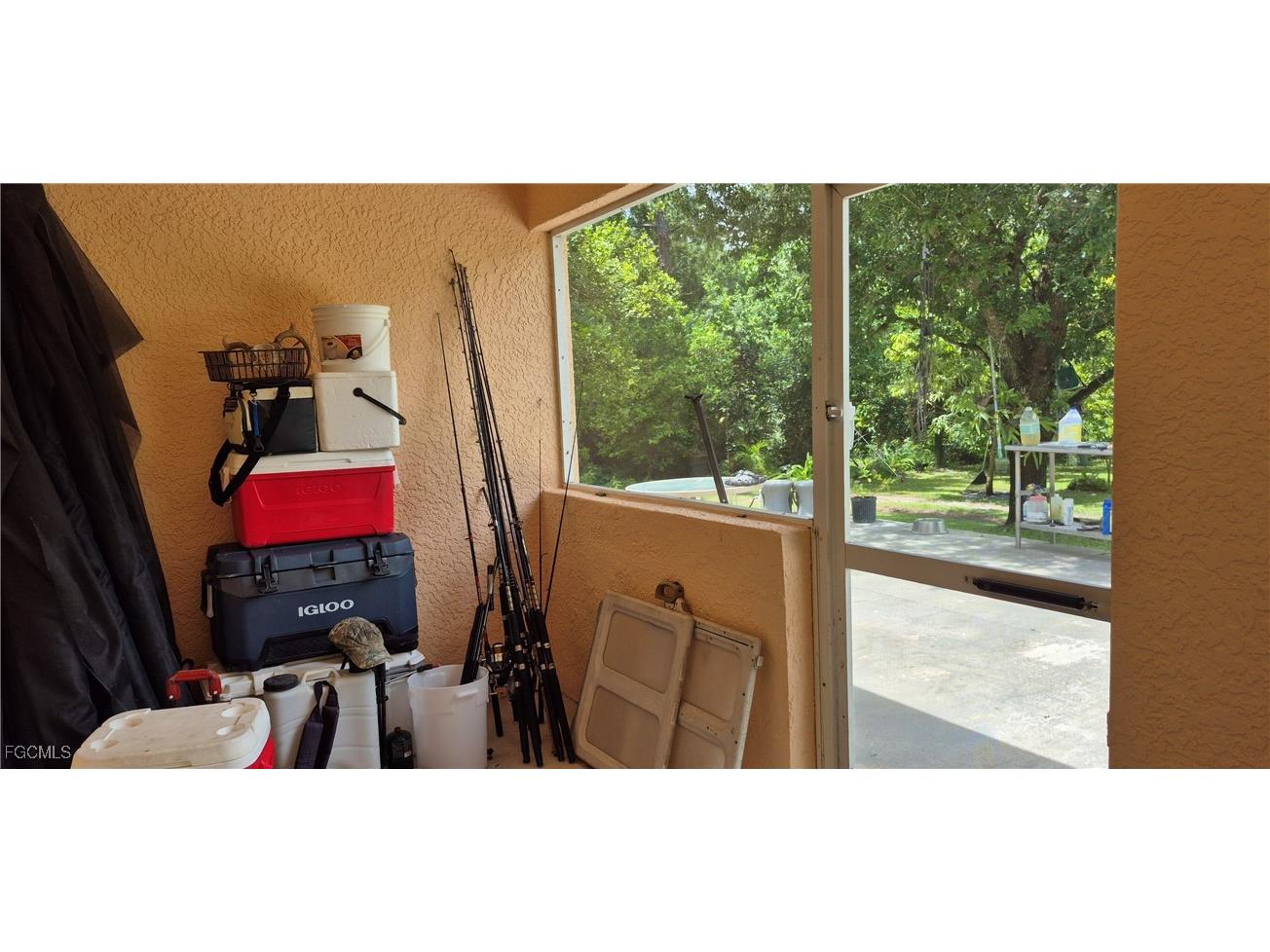 2011 Leroy Avenue Alva FL 33920 2025005126 image9