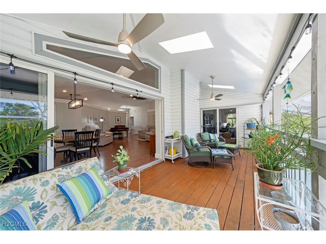 2011 Mitzi Lane Sanibel FL 33957 2025017704 image33