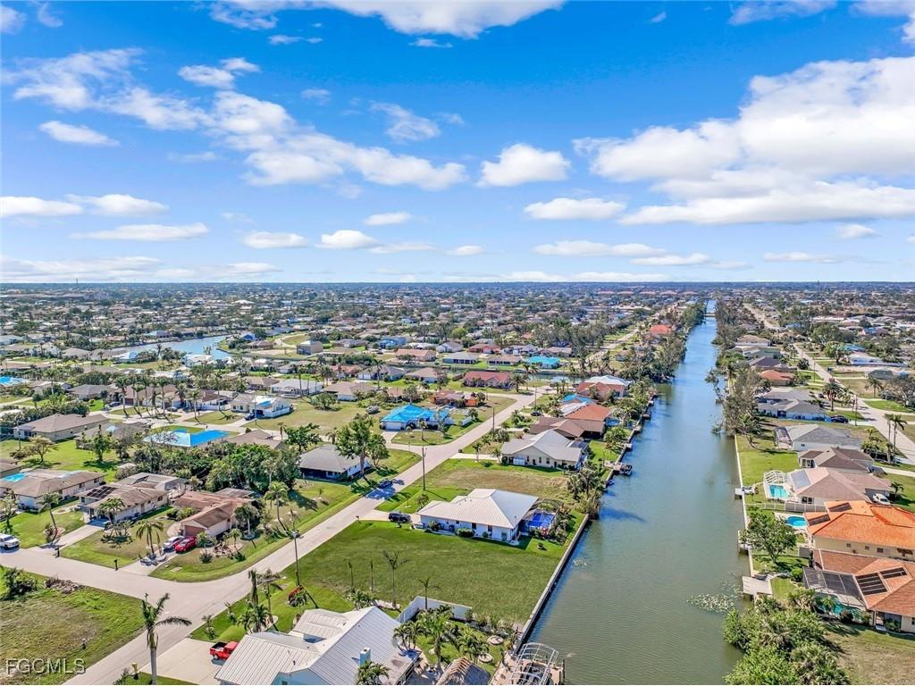 2011 NE 2nd Street Cape Coral FL 33909 2025020281 image16