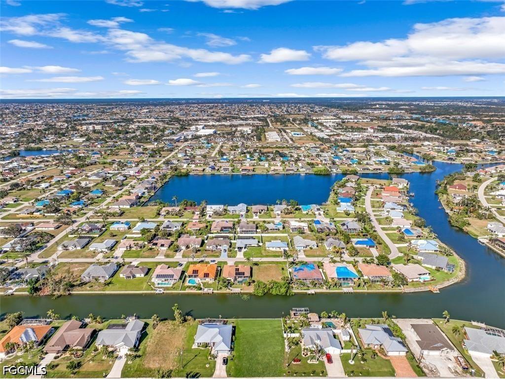 2011 NE 2nd Street Cape Coral FL 33909 2026029393 image16