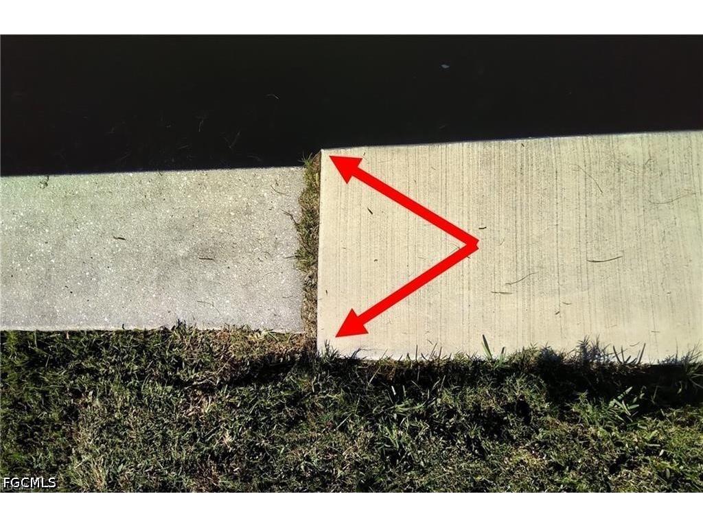 2011 NE 2nd Street Cape Coral FL 33909 2026029393 image4