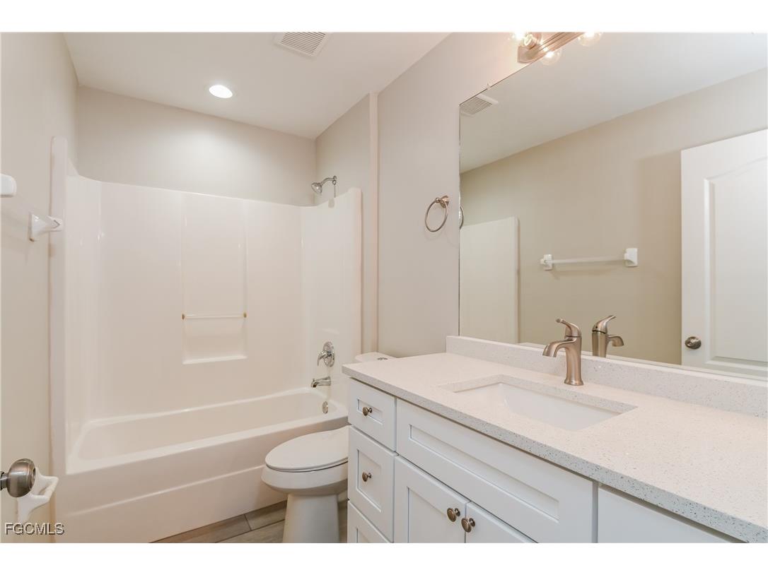 2011 NW 23rd Street Cape Coral FL 33993 2025021225 image14