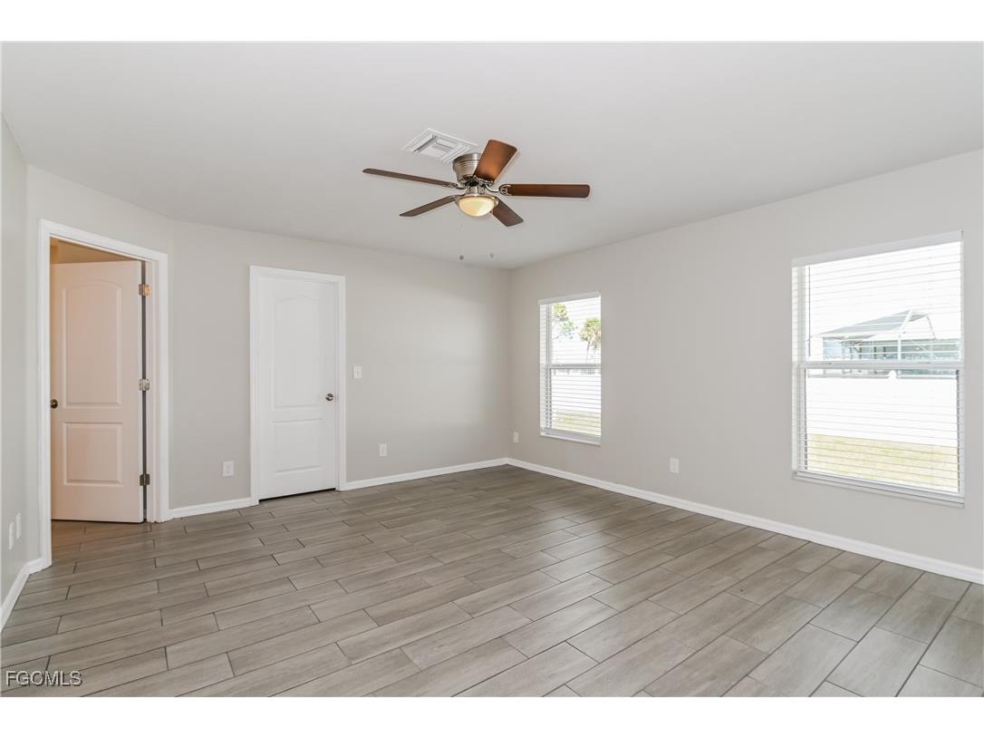 2011 NW 23rd Street Cape Coral FL 33993 2025021225 image8