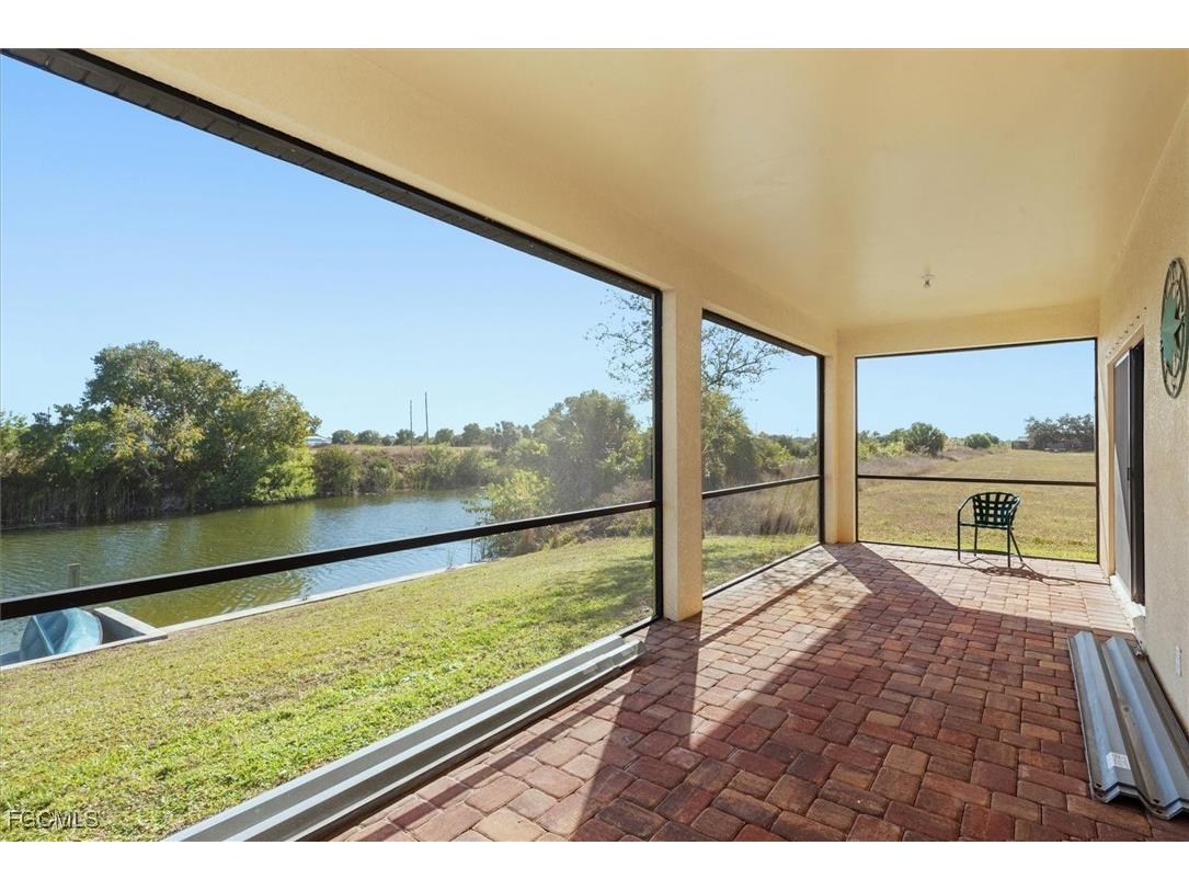 2011 NW 9th Place Cape Coral FL 33993 2025025069 image18