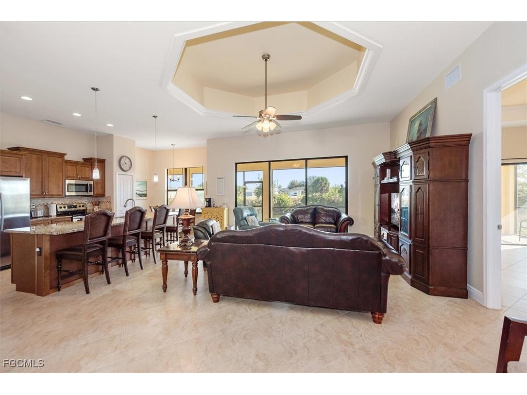 2011 NW 9th Place Cape Coral FL 33993 2025025069 image2