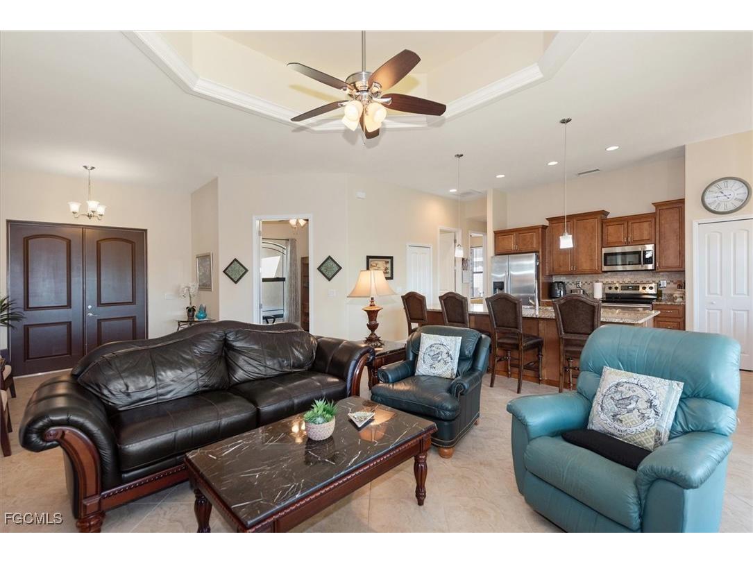 2011 NW 9th Place Cape Coral FL 33993 2025025069 image5