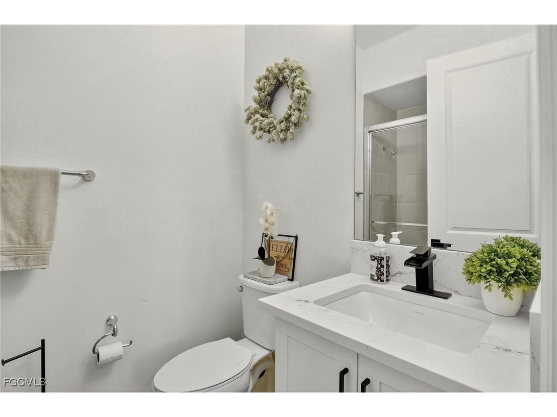 20111 Camellia Crosse Lane Estero FL 33928 2025008059 image17