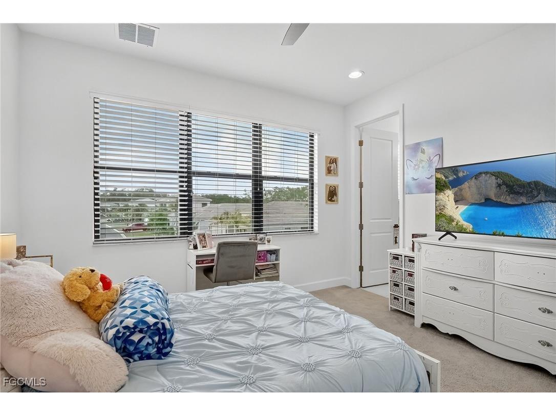 20111 Camellia Crosse Lane Estero FL 33928 2025008059 image29