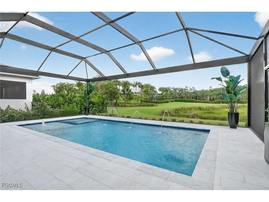 20111 Camellia Crosse Lane Estero FL 33928 2025008059 image38