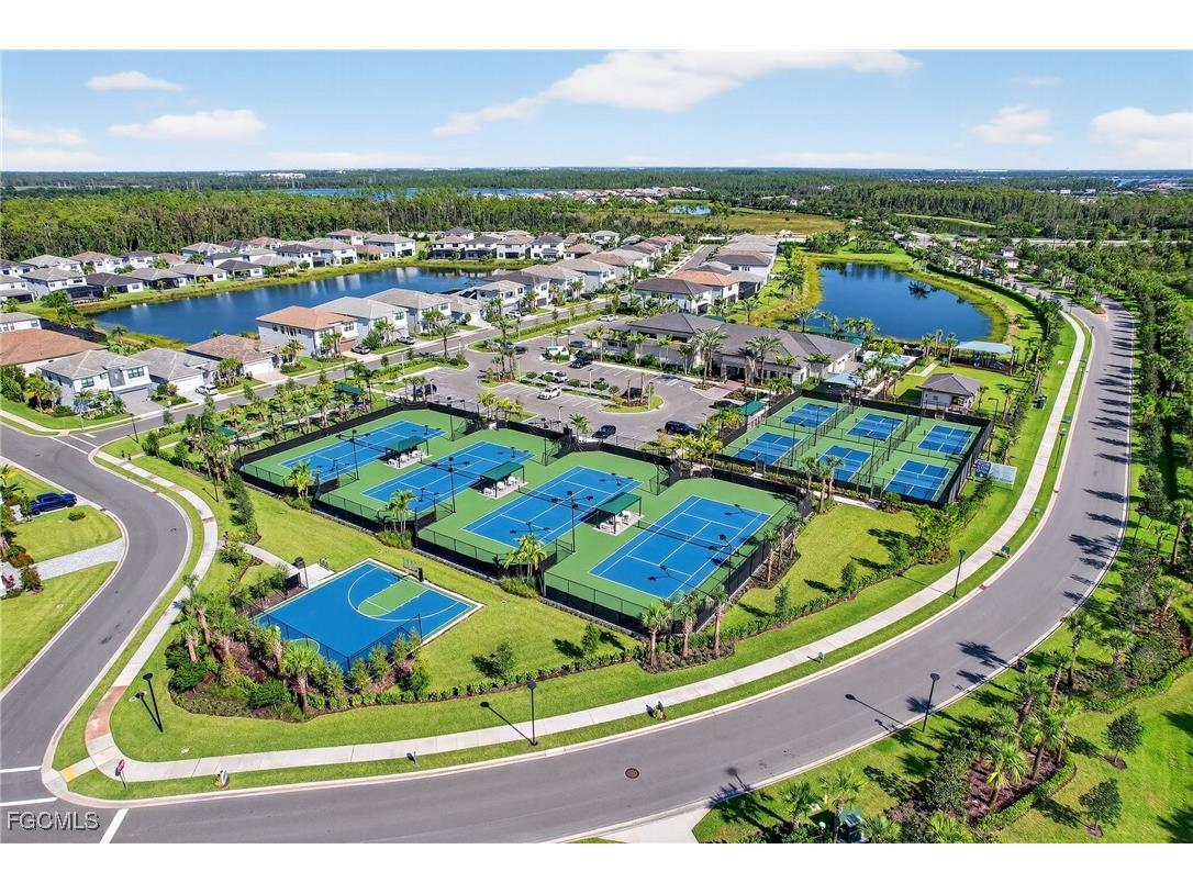 20111 Camellia Crosse Lane Estero FL 33928 2025008059 image47