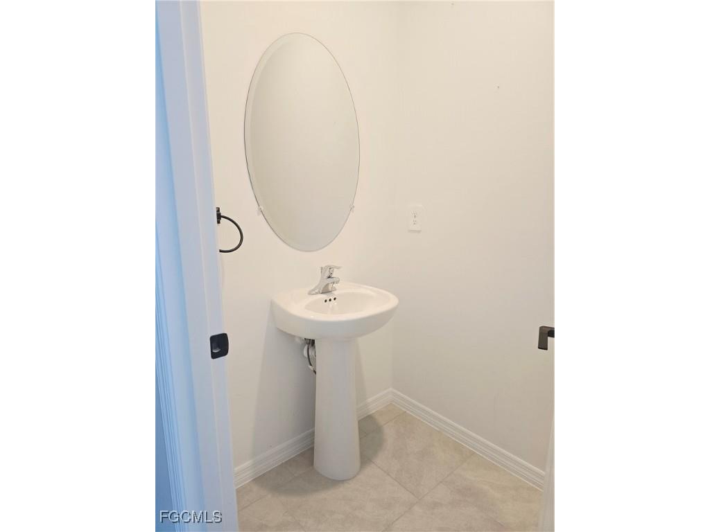 20111 Caroline Creek Place Lehigh Acres FL 33974 2025003457 image3