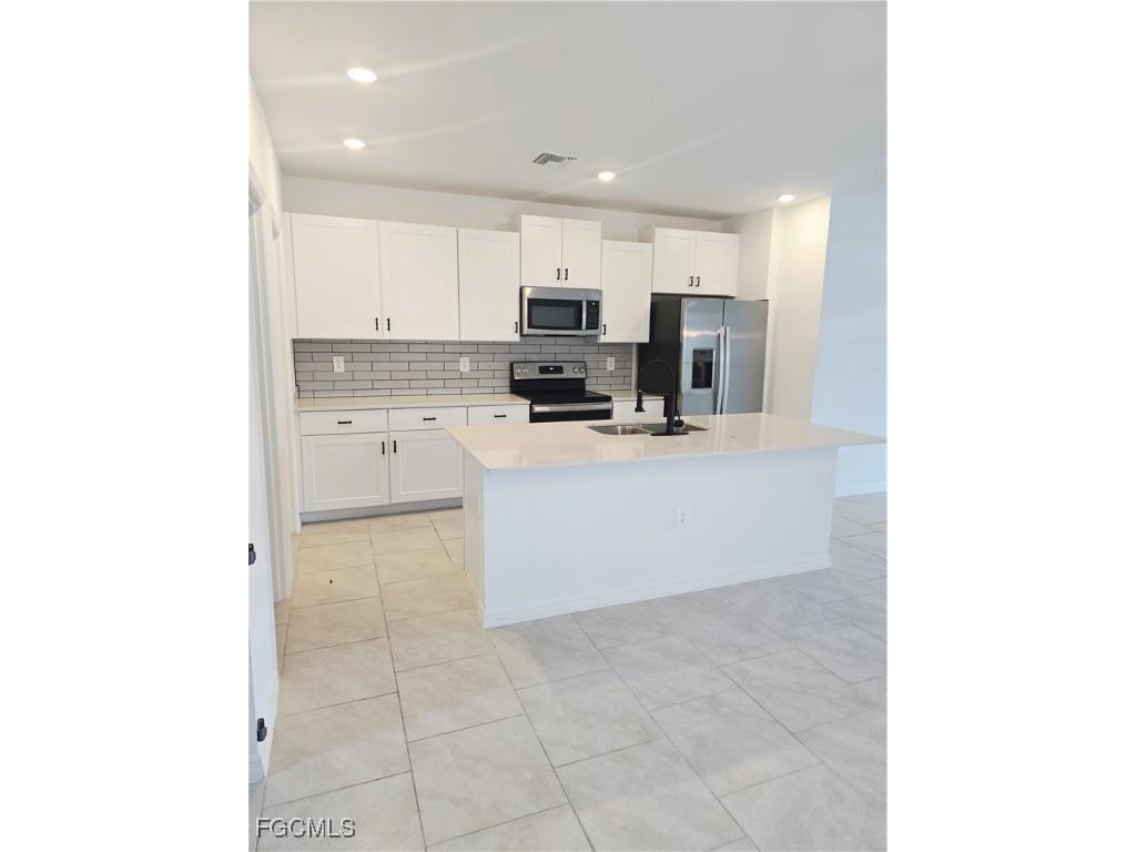 20111 Caroline Creek Place Lehigh Acres FL 33974 2025003457 image6