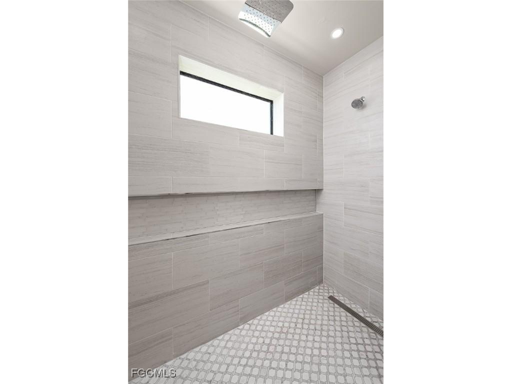 2012 Jackson Avenue Alva FL 33920 2026003915 image11