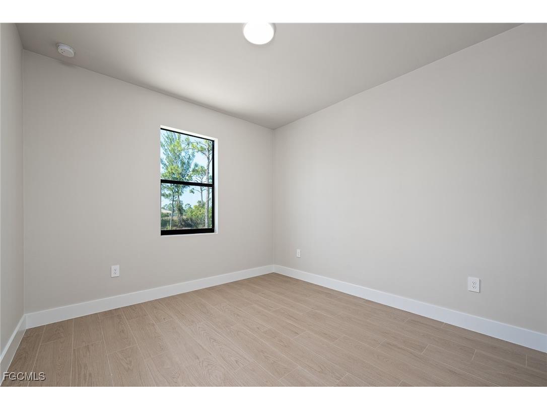 2012 Jackson Avenue Alva FL 33920 2026003915 image20
